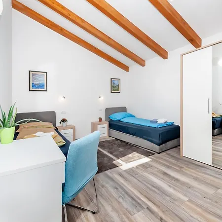 Nina Zminj, Istrien Villa Zminj
