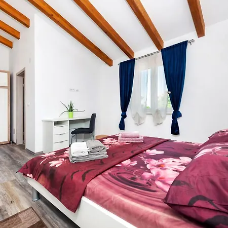 Villa Nina Zminj, Istrien Zminj